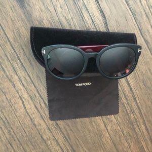 Tom Ford around two tone sunglasses